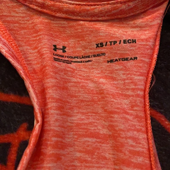 Under armor heat gear extra small top - Picture 3 of 5